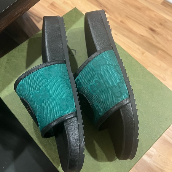Gucci Mens Off the Grid slides - Picture 3 of 4